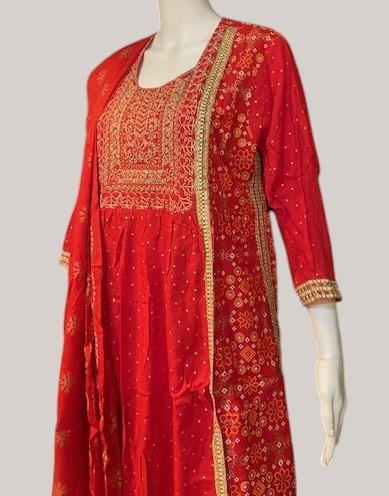Three  piece suit for women