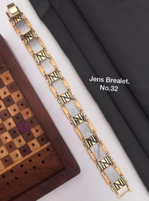 Premium Men's Bracelet .