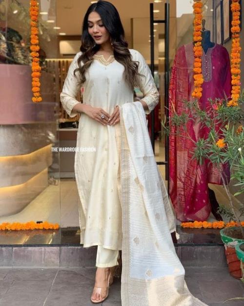  Heavy Fully Stitched Suit Set with Intricate Hand Embroidery & Zari Weaving, Matching Pants & Lace 