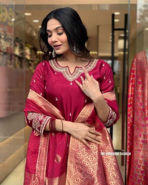 Heavy Fully Stitched Suit Set with Intricate Hand Embroidery & Zari Weaving, Matching Pants & Lace D