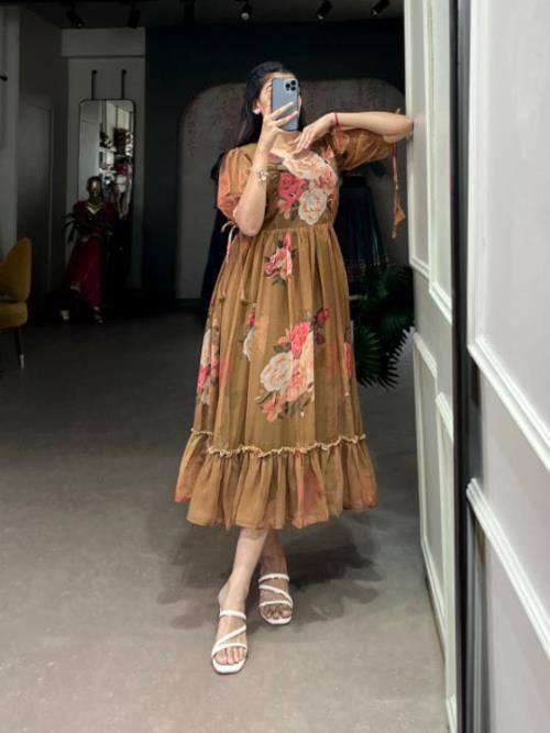 Floral Maxi Dress – Trendy Sleeves | Inspired by Latest Summer Fashion | Soft & Breathable Fox Georg