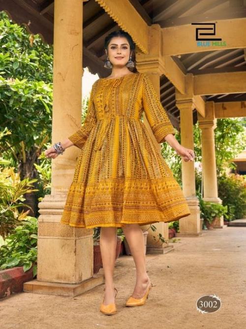  Bella Tunic Style Full Flair With center Belt.