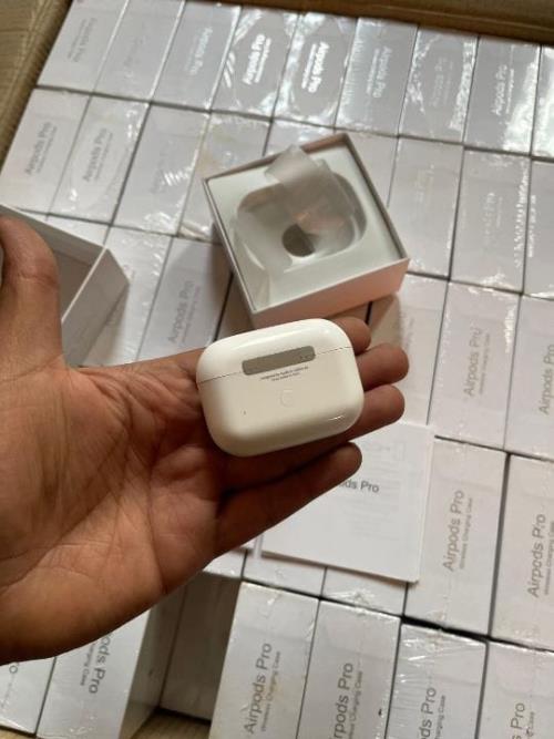 AIRPOD PRO USA QUALITY 598MAH .
