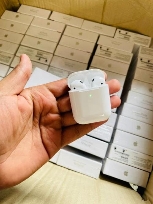 Airpods 2 USA 598 mah .