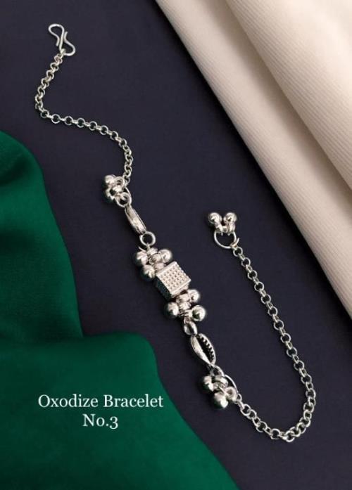 LADIES BRECELET.