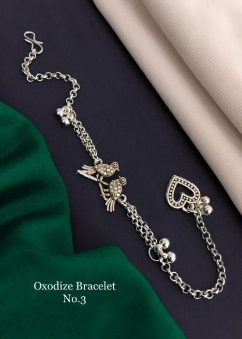 SILVER BRECELET