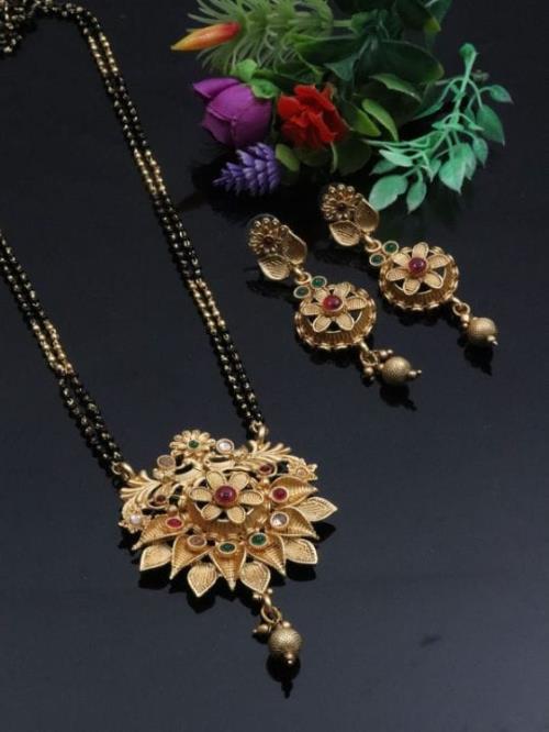 Mix Design Mangalsutra With Earrings Set.