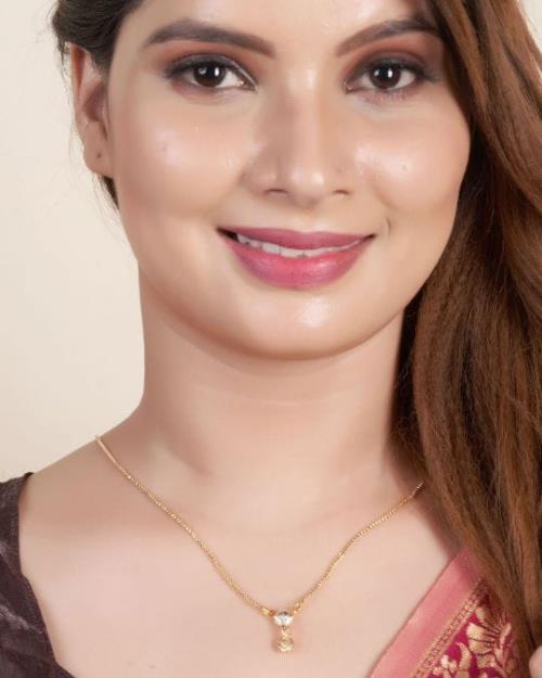 Women's Chain With Pendal .