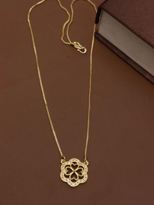 Ladies Chain With Pendant.