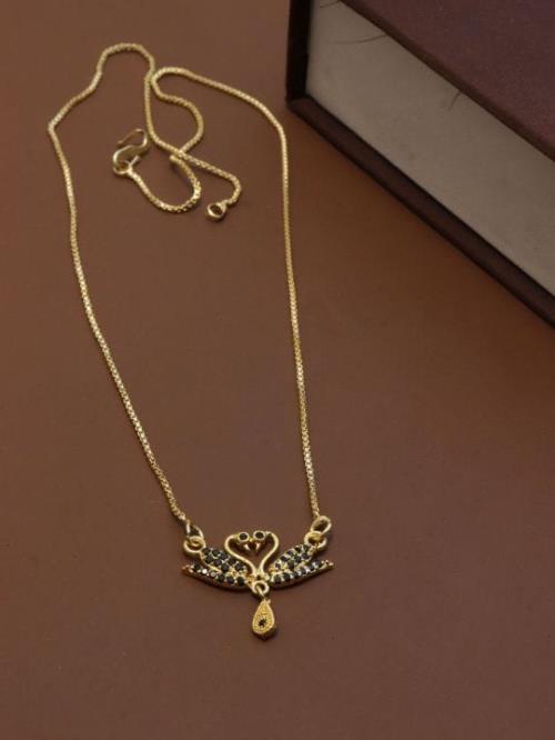 Ladies Chain With Pendant.