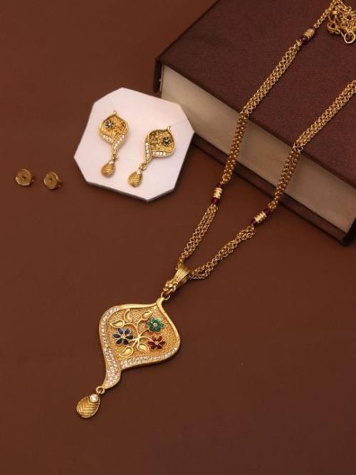 Premium Quality Ladies Chain Set.