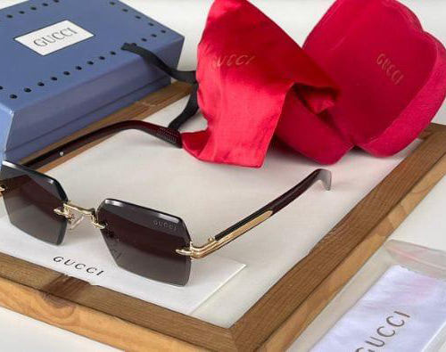 GUCCI Unisex Sunglasses for Him & Her