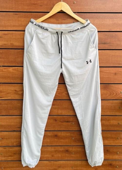 UNDER ARMOUR Trackpants