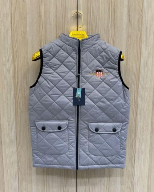  GANT  WINTER HALF SLEEVE JACKETS.