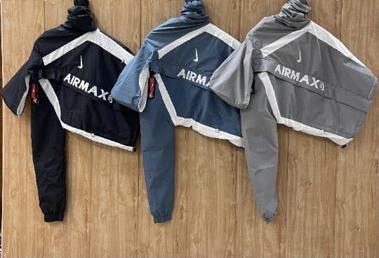 WINDCHETER WINDBREAKER FULLY BRANDED ARTICLES .