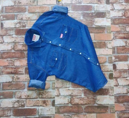  PREMIUM QUALITY DENIM SHIRT.