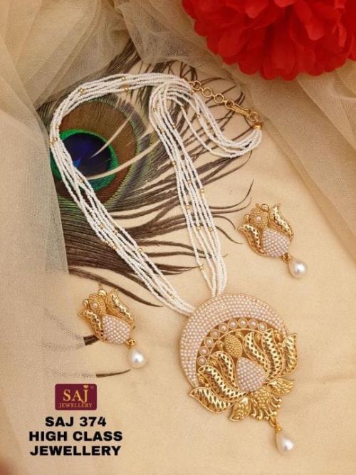 Premium Quality Moti Jewel Set.