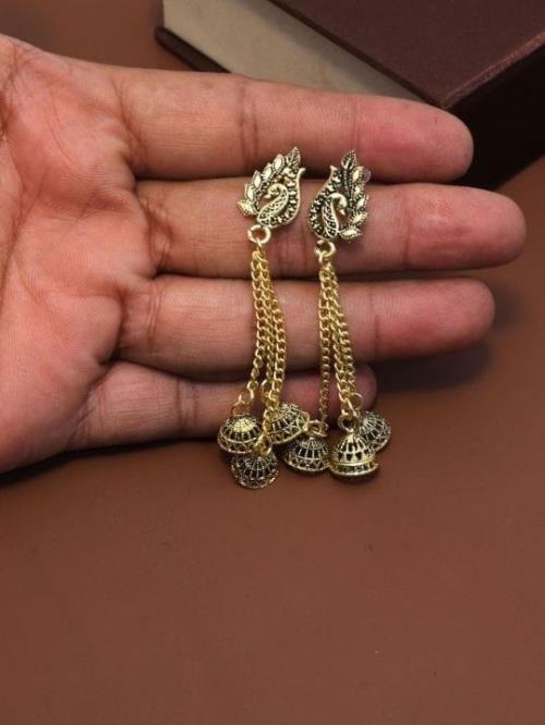 Earrings Set.