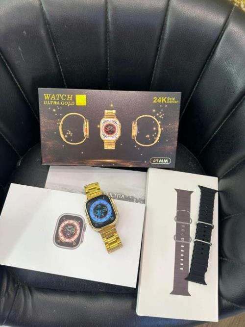 Dubai quality golden colour  With apple logo SERIES 8 ULTRA.