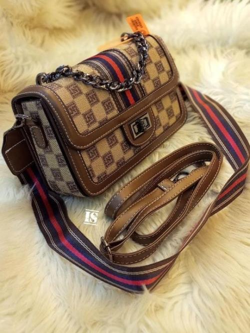 IMPORTED SLING BAG .