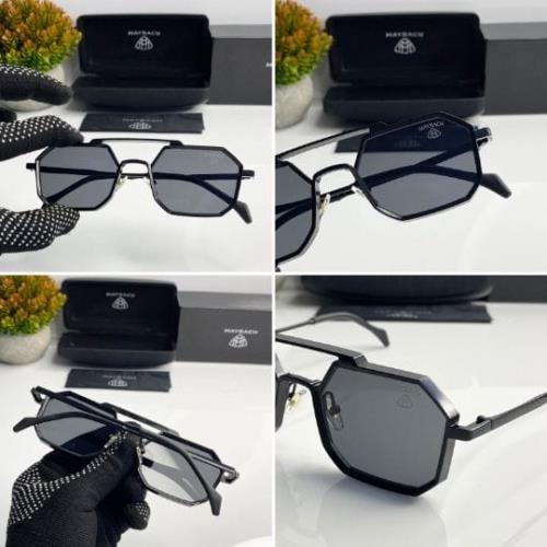 MAYBACH HEXAGON FULL BLACK .