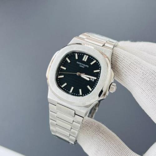 inspred by Patek Philippe Nautilus Series Men's Watch - Exclusive Design, 43mm Dial, Stainless Steel