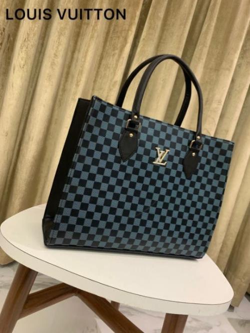  INSPIRED LOUIS VUITTON