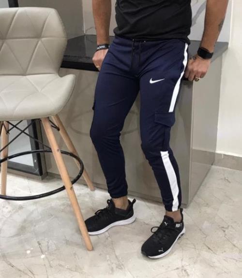  NIKE Trackpants.