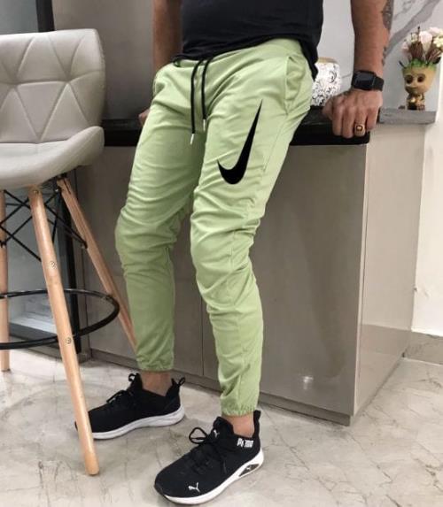 Nike Trackpants  .