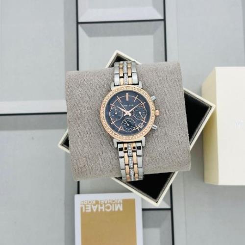 Michael Kors MK4559 Liliane Women's Chronograph Watch.
