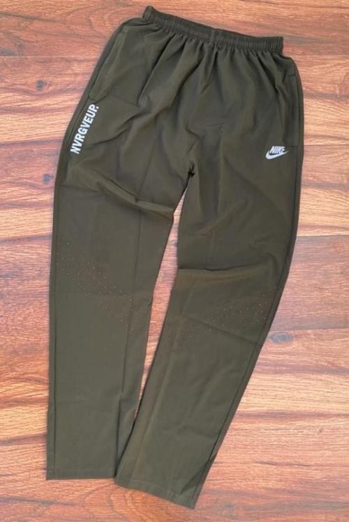 NIKE LOGO REFLECT TRACK PANT.