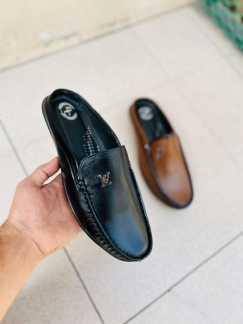LV LOAFER.