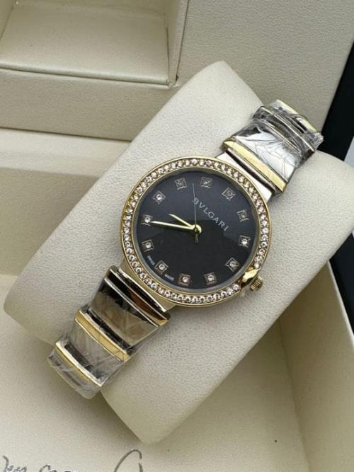 VERSACE DIAMOND CIRCLE WATCH FOR HER.