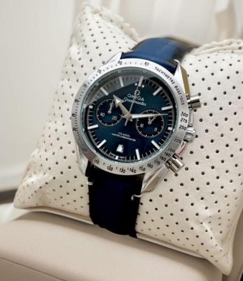 OMEGA PREMIUM WATCH FOR HIM.