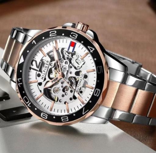 TOMMY HILFIGER & FOSSIL AUTOMATIC.