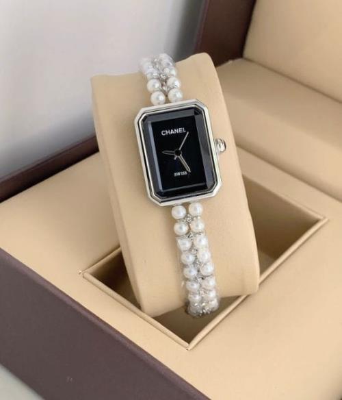 CHANEL  LADIES WATCH.