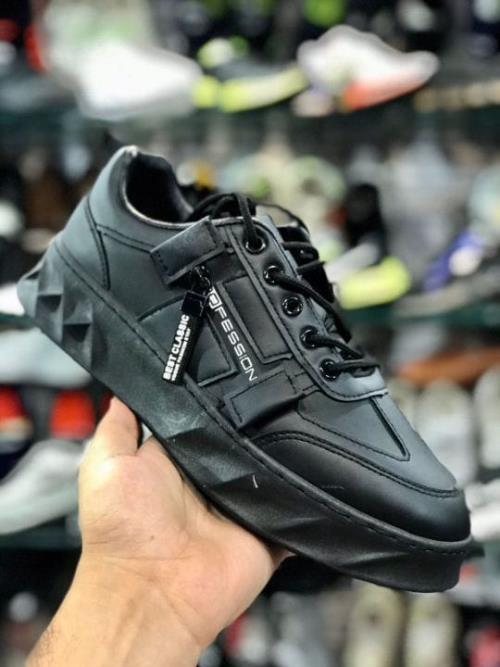 inspired by  ZIPPER SPORT SHOES.