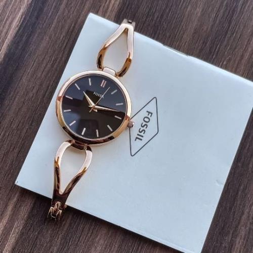 Fossil Elegant women's collection for girls.