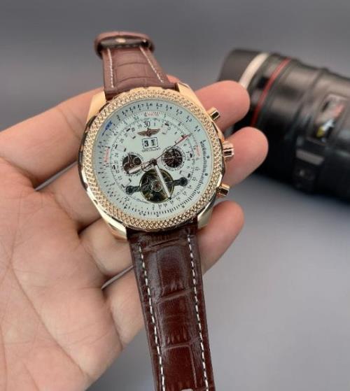 Breitling With Automatic Machine .