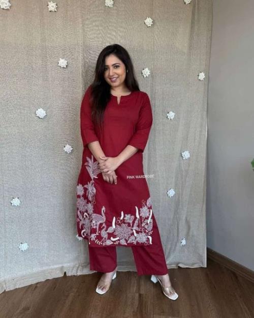 Women's Black Kurti Set with White Embroidery – Elegant Long Kurta with Straight Pants, 3/4 Sleeves,