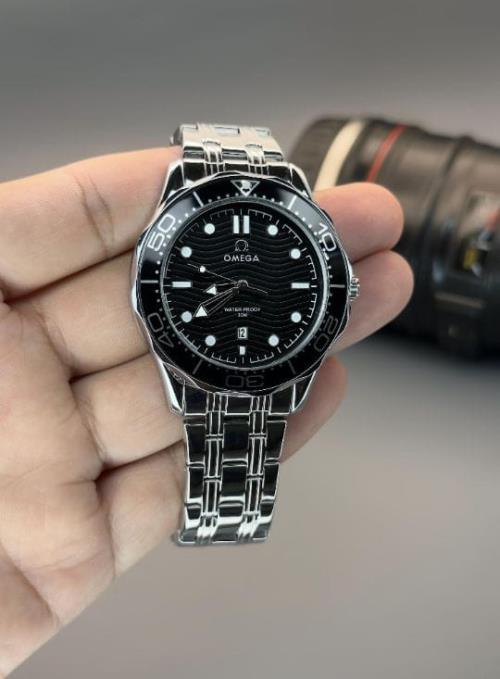  ROLEX Inspired Maritime Style Men's Watch - Black Dial, Silver Tone Bracelet, Water Resistant Look.