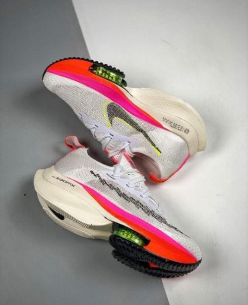 NIKE ALPHAFLY NEXT.