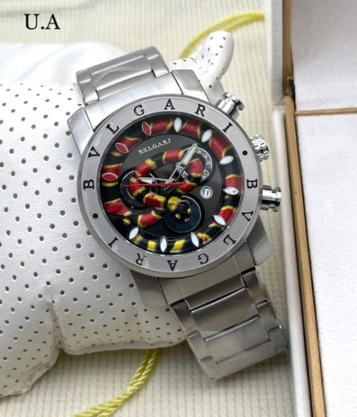  BVLGARI MENS WATCH.