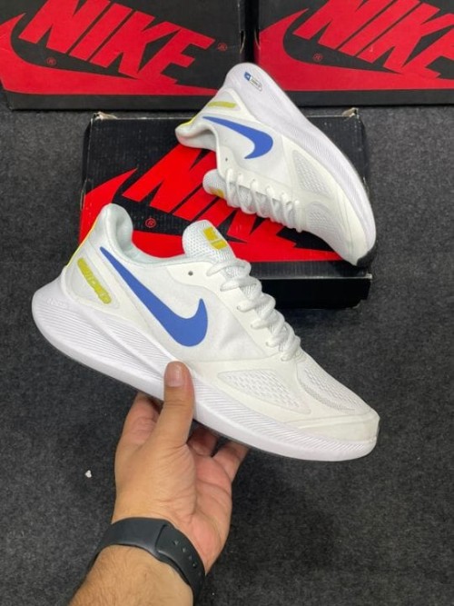  inspired by NIKE GUIDE 10 SURPLUS SPORT PREMIUM.