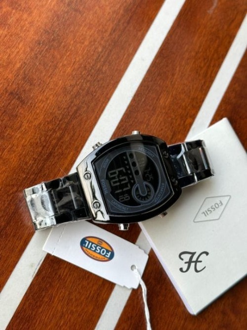  FOSSIL WATCH.