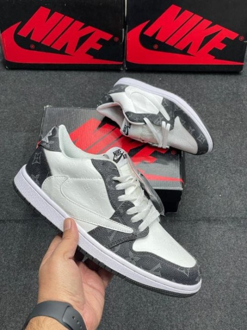 TRAVIS SCOTT X AIR JORDAN LV.