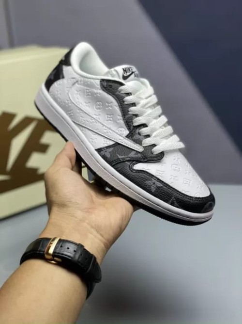 TRAVIS SCOTT X AIR JORDAN LV.